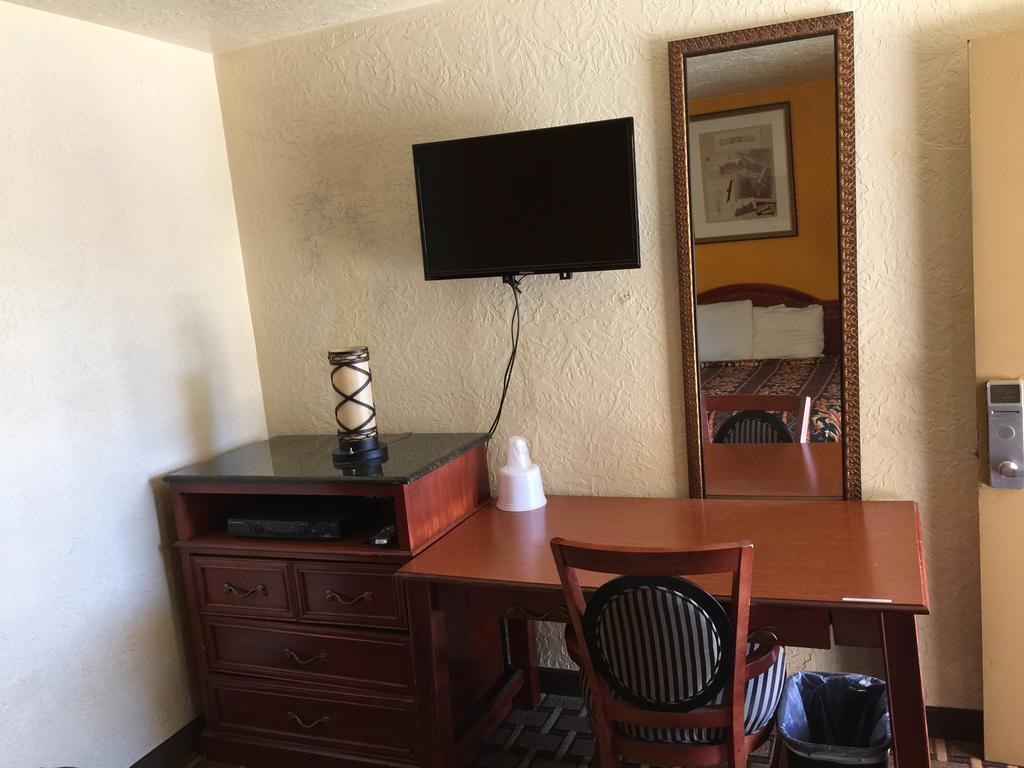 Encore Motel Farmington Eksteriør bilde